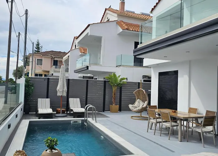Dimitra's Paradise Villa *